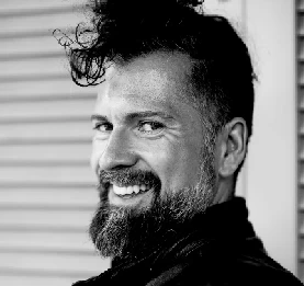 Autorenbild Dr. Daniel Schwarzenberger